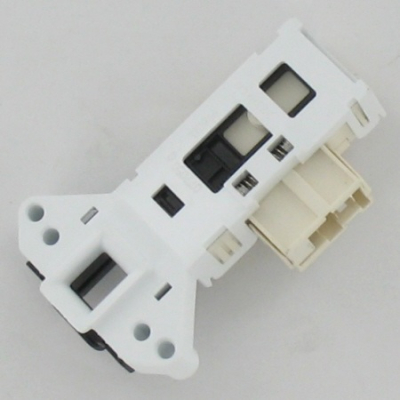 УСТРОЙСТВО БЛОКИРОВКИ ЛЮКА