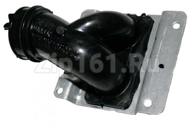 Патрубок сливной от нижнего поддона к тэну Indesit C00257324