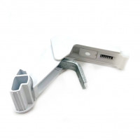 Кронштейн ручки (верхний белый) холодильника Атлант 789311000689